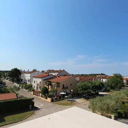 And Luana Гостевой дом Ровинь