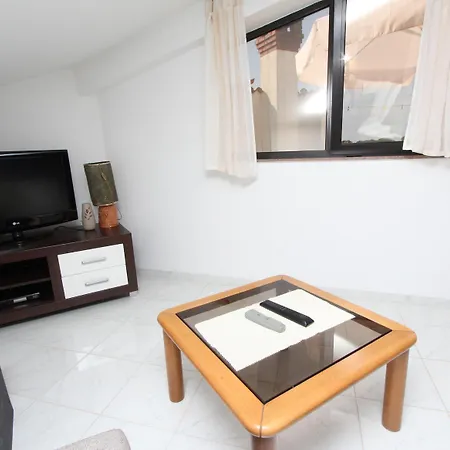 And Luana Гостевой дом Ровинь